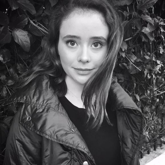 Meet your Posher, Bella - Picture 1 of 1